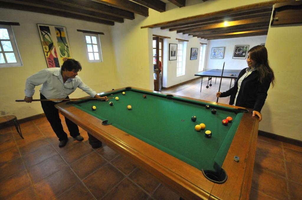 Las Palmeras Inn オタバロ エクステリア 写真